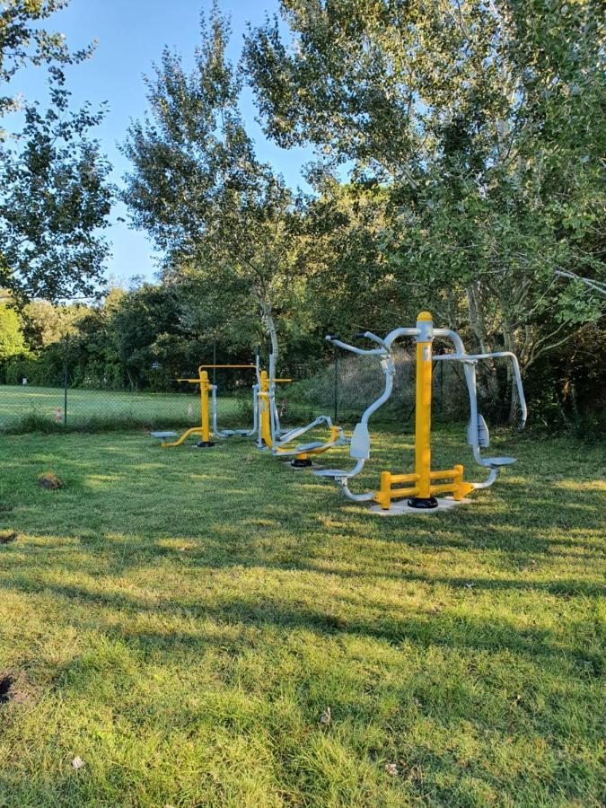 Camping La Sousta**** Remoulins Exterior foto