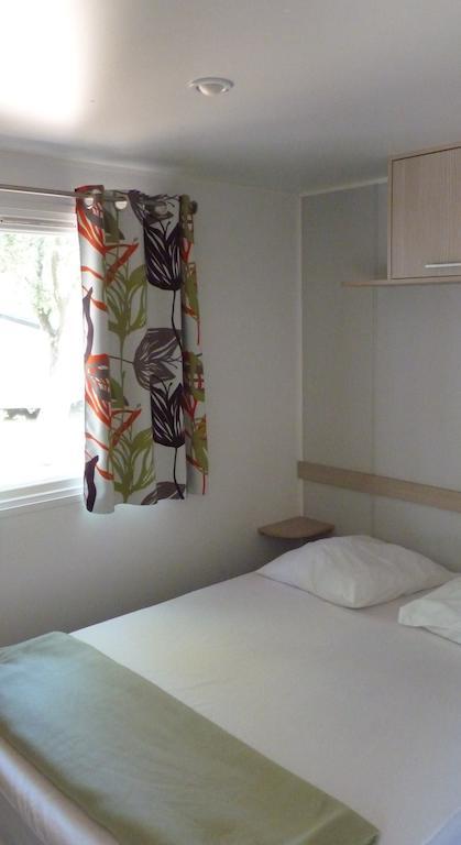 Camping La Sousta**** Remoulins Zimmer foto